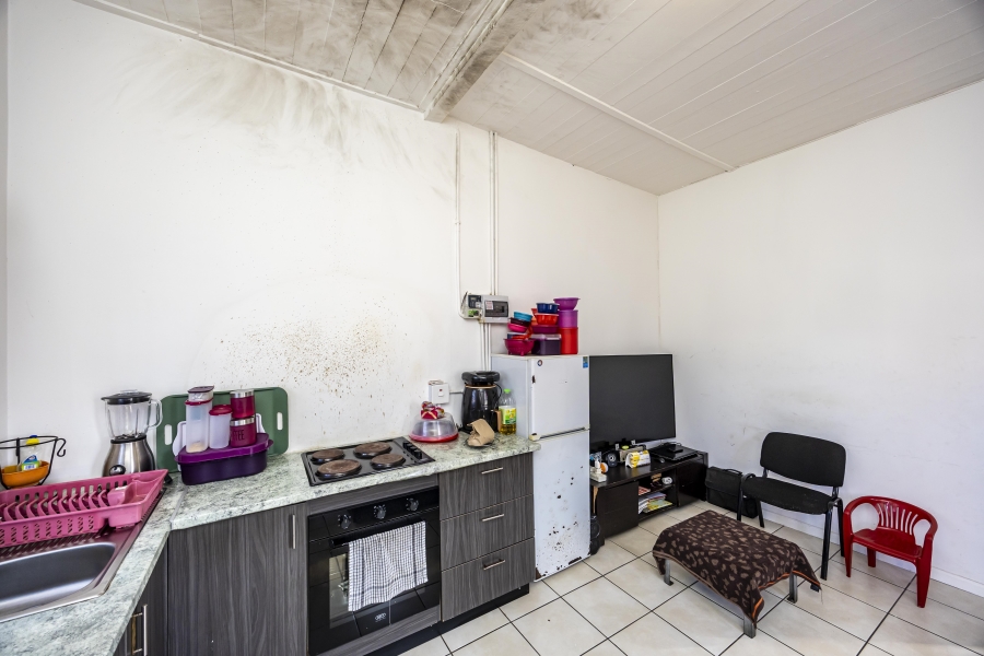 6 Bedroom Property for Sale in Quigney Eastern Cape